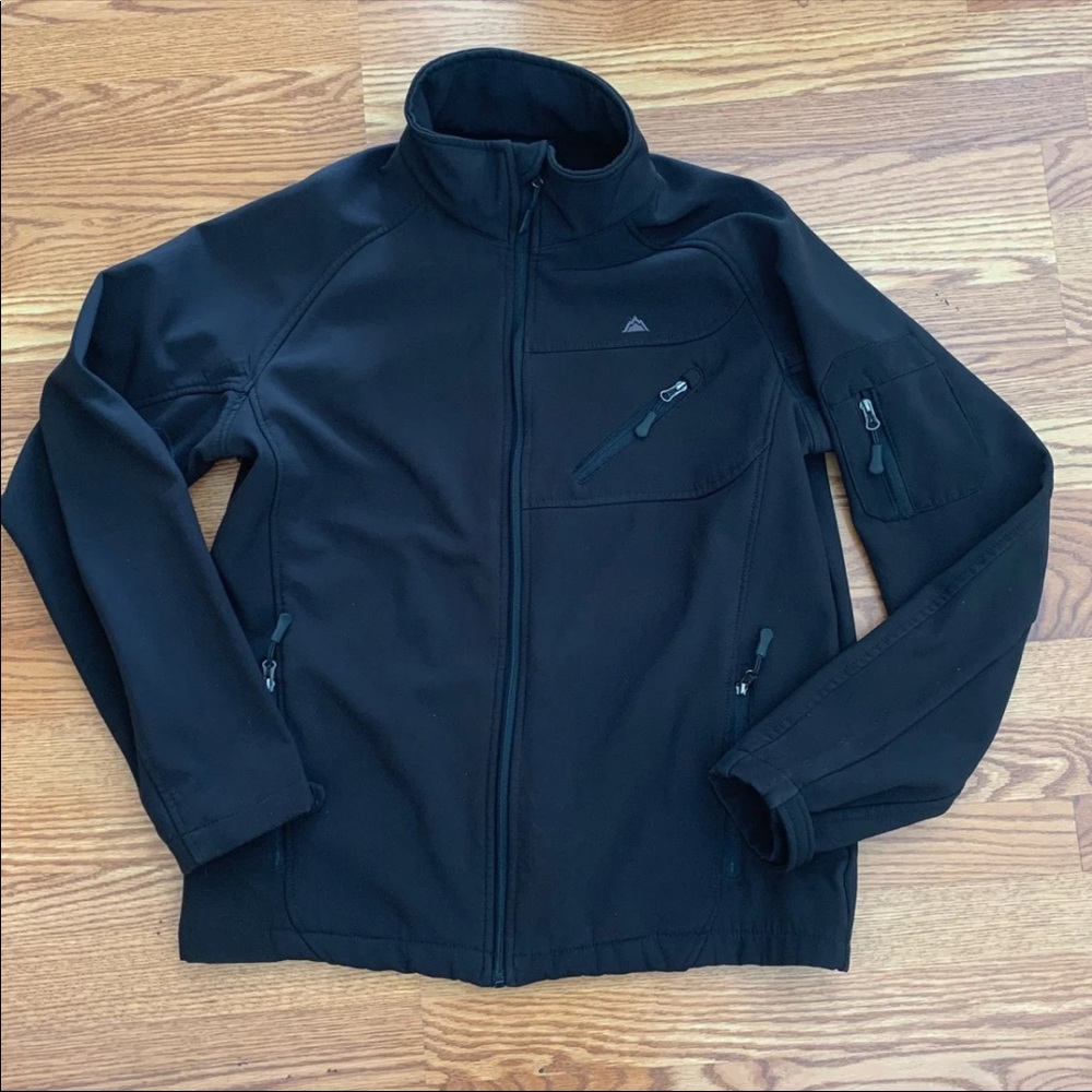 Men’s Black Softshell Jacket - image 2